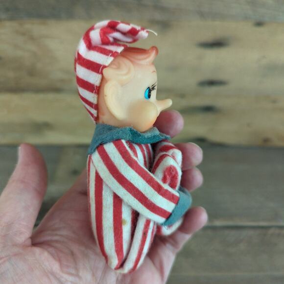 Vintage 1950s MCM Kitschy Red and White Striped Elf Knee Hugger Ornament - Picture 4 of 10